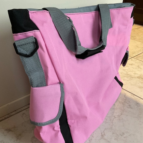 Roots - Gym Bag - Beach Tote - Pink and Grey - NWOT - Picture 7 of 13